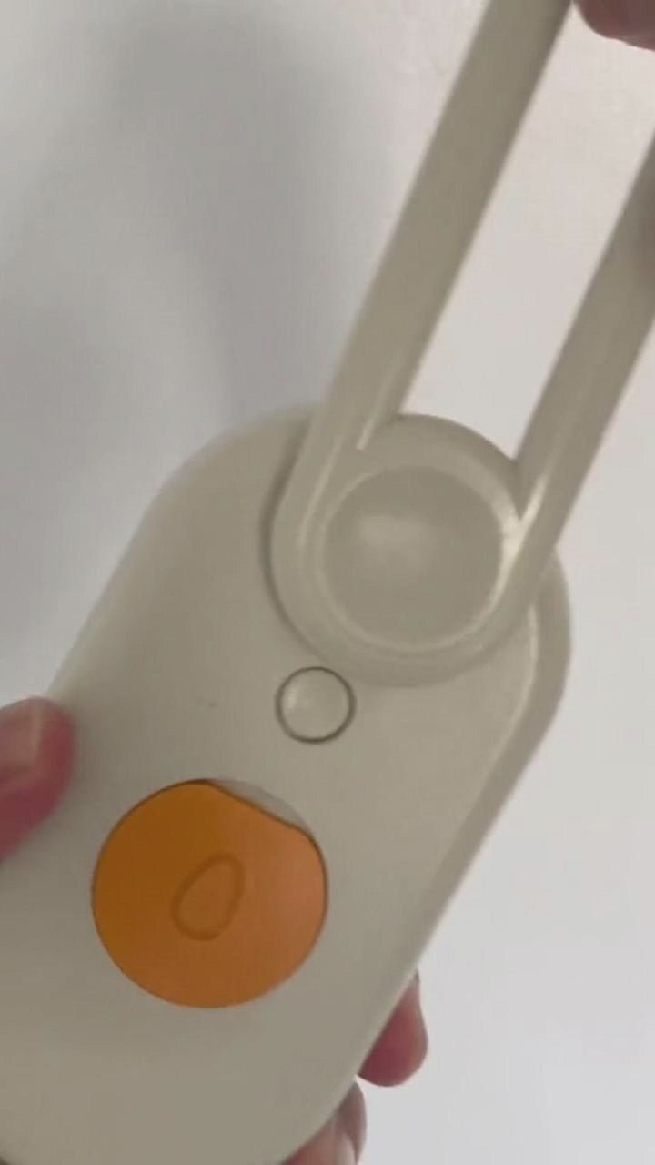 Steam Pet Brush – Καθαρισμός με ατμό, μασάζ και απομάκρυνση τριχώματος